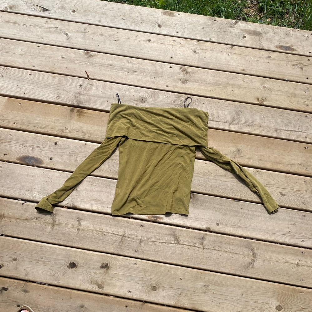 Babaton Khaki Off-Shoulder Blouse